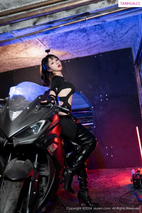 波巧酱  [XiuRen]高清写真图 2024.03.05 No.8177 波巧酱 性感美臀第52张图片
